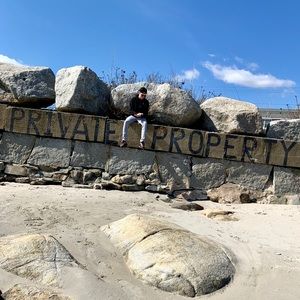 Meet your Posher, Brockett